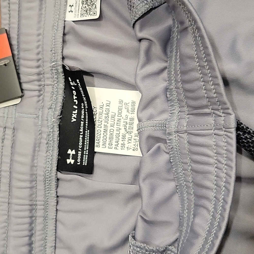 🆕 Under Armour shorts - Picture 4 of 5